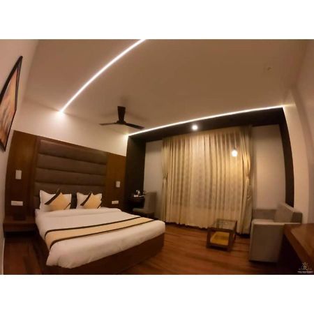 Hotel Prime Residency Chhatarpur Esterno foto