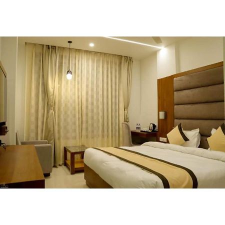 Hotel Prime Residency Chhatarpur Esterno foto