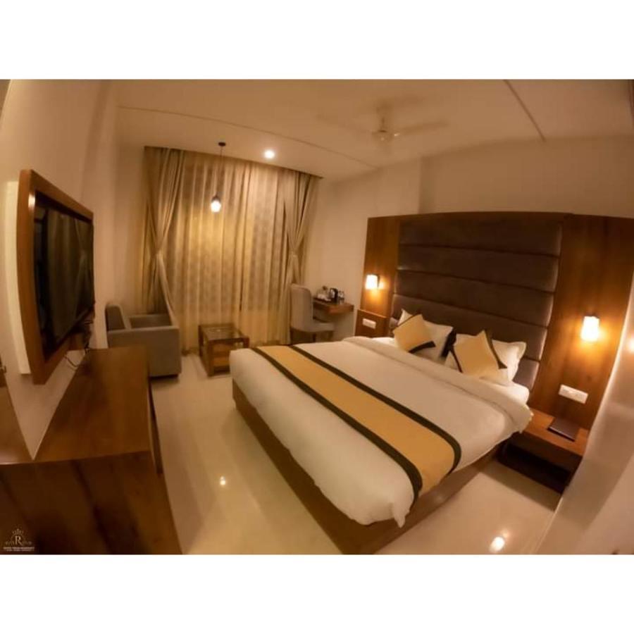 Hotel Prime Residency Chhatarpur Esterno foto